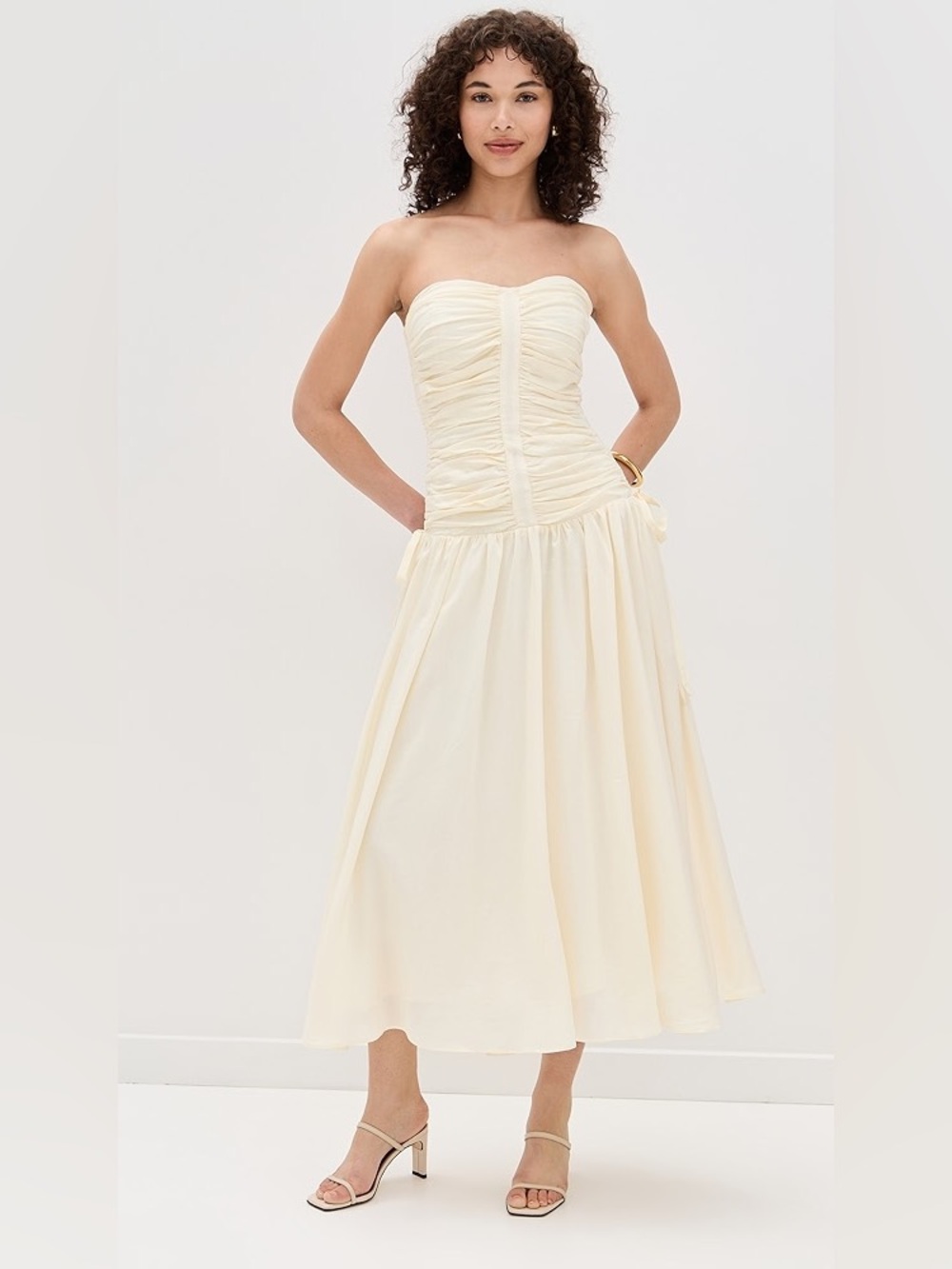 Astr the Label Zori Cream Midi dress